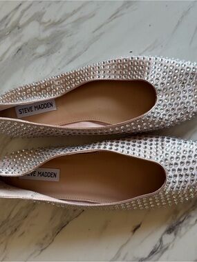 Rhinestones nude-pink Steve Madden flats (worn and used as seen in photos)